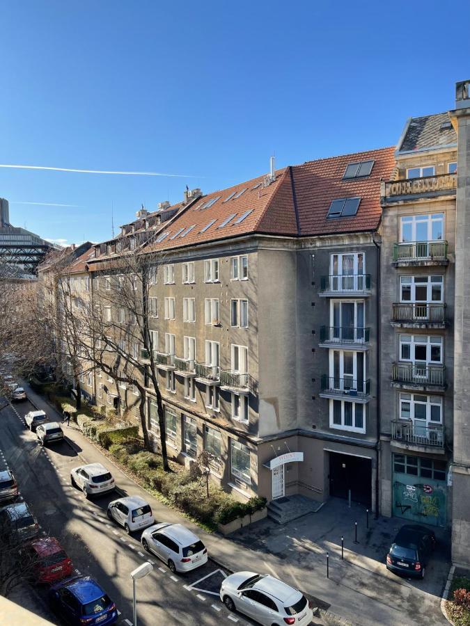 City Center 2 Bedroom A/C Apartment Bratislava Exteriör bild