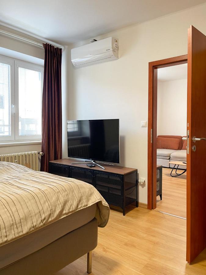 City Center 2 Bedroom A/C Apartment Bratislava Exteriör bild